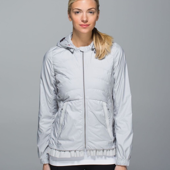 lululemon athletica Jackets & Blazers - Lululemon Spring Fling Puffy Windbreaker Jacket 6